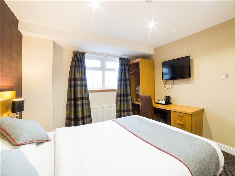 Oyo Imperial Hotel Barrow-in-Furness Eksteriør billede